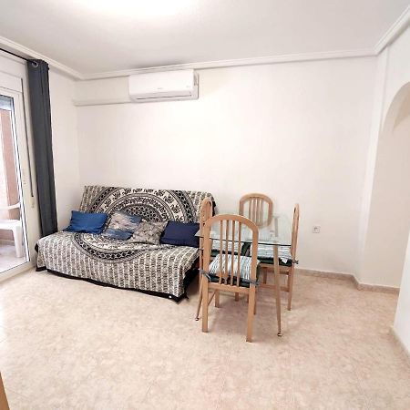 Modern Apartment 3Mins Walk To Playa Del Cura Beach Torrevieja Eksteriør bilde