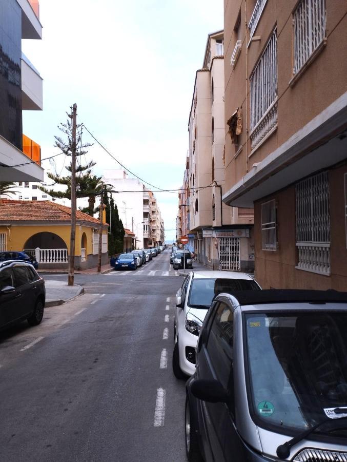 Modern Apartment 3Mins Walk To Playa Del Cura Beach Torrevieja Eksteriør bilde
